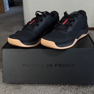 TYR CXT-2 Trainer Black gum women’s 9.5 men’s 8. Brand new, never worn.